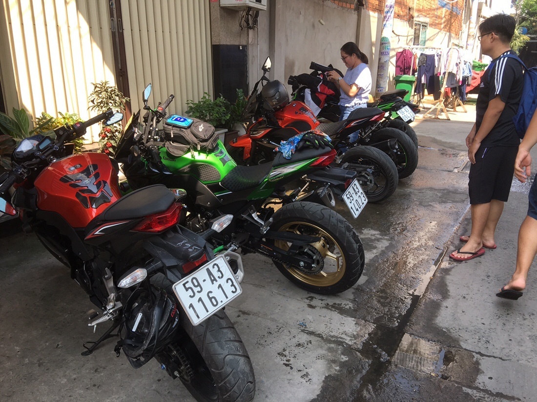 Kawasaki z300, Ninja 300 and Ninja 400 in Saigon, Vietnam 