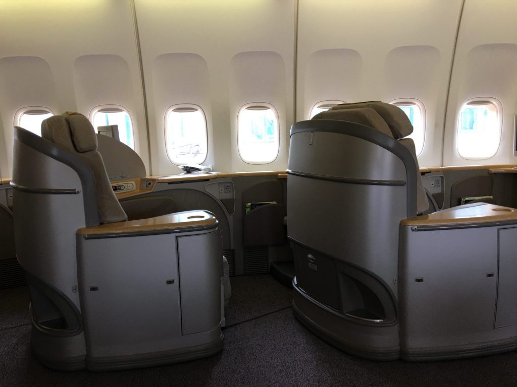Asiana Airlines Boeing 747 Business Class Seat