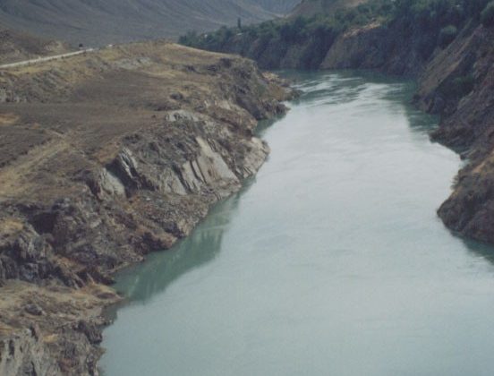 Naryn River - Tash Kumyr, Kyrgyzstan
