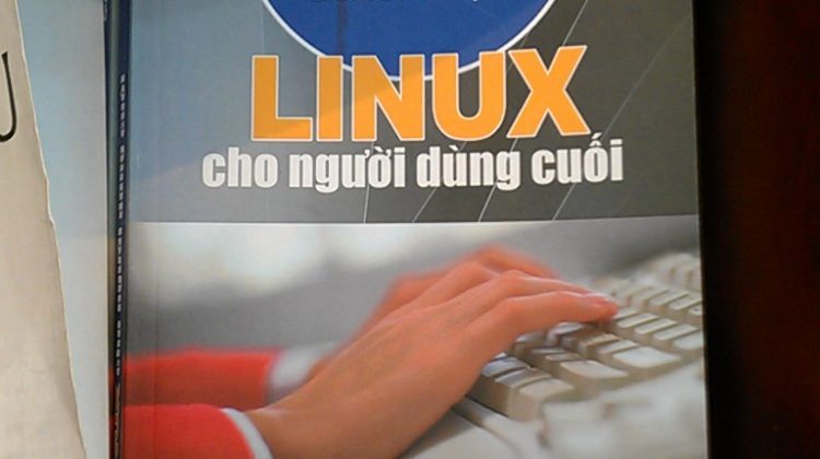 Vietnamese language Linux book in Saigon